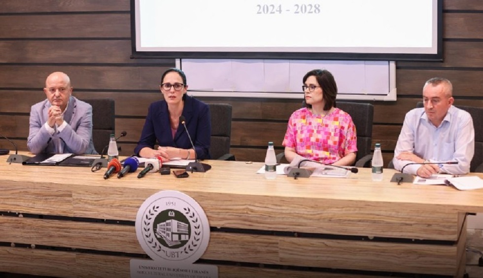 Ibrahimaj: Ndryshon taksimi i baneses dhe tokes bujqesore